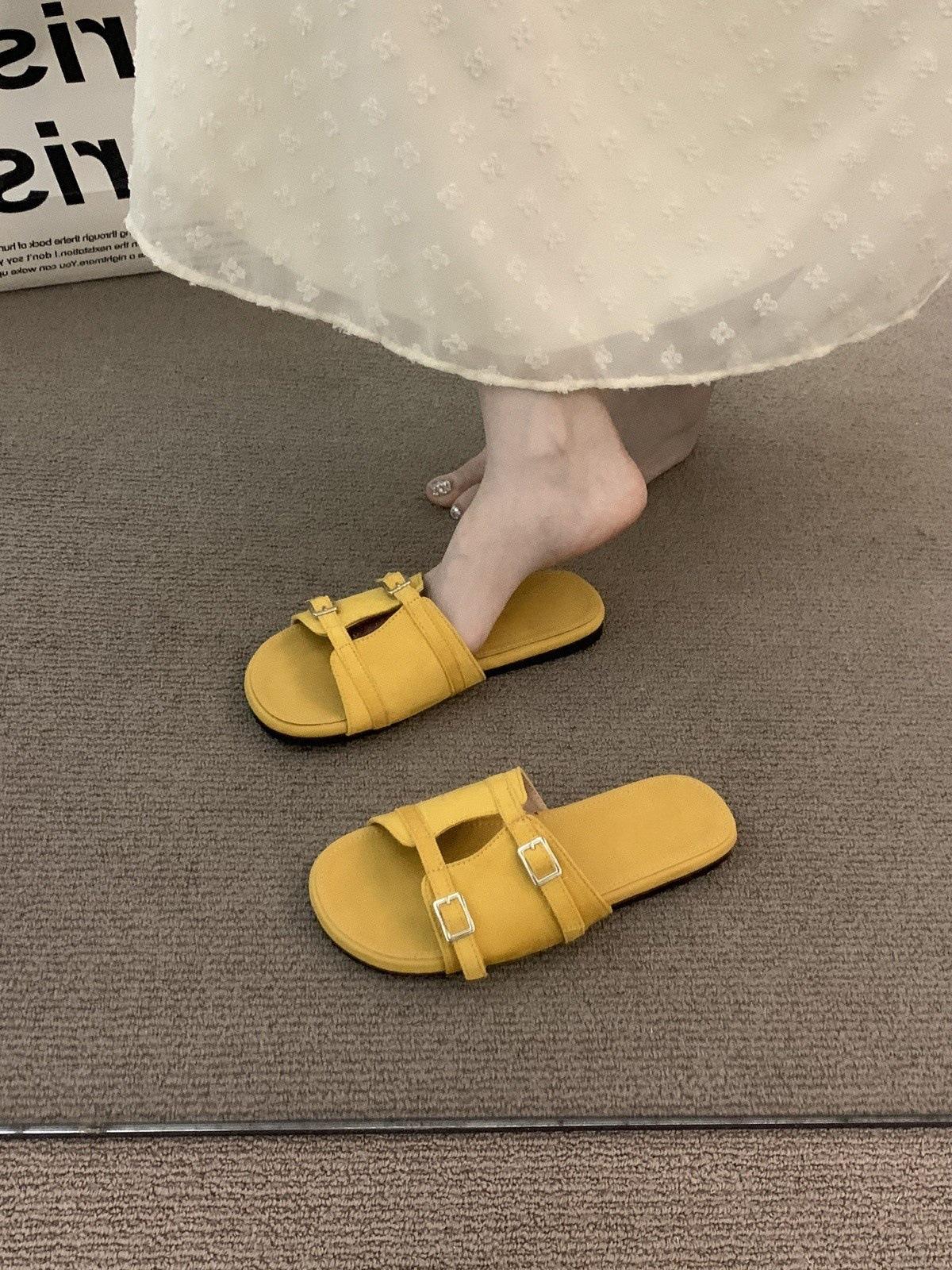 

Retro brown niche evening sandals fairy shoes 2025 new summer flat-bottomed vacation Birkencool slippers 40