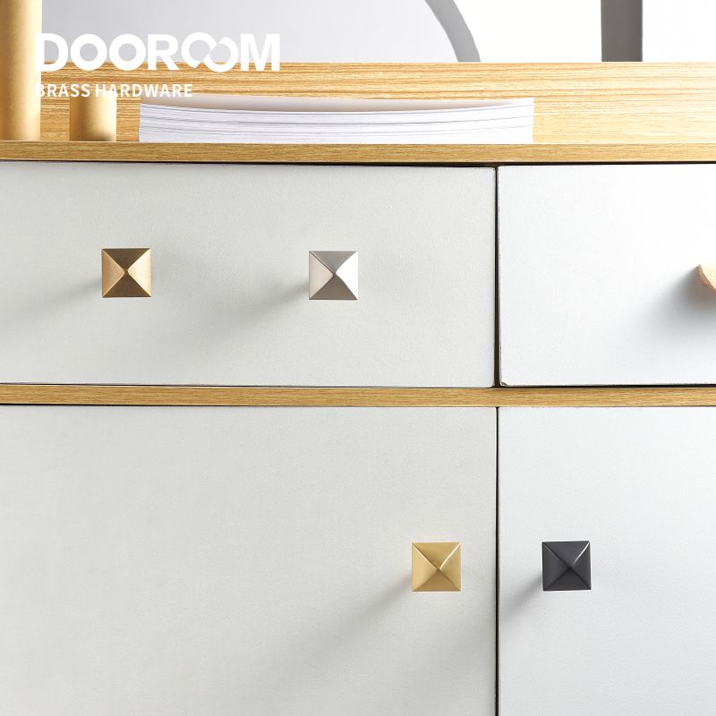 Dooroom Brass Furniture Handles Matt Brushed Nickel Yellow Bronze Pulls Cupboard Wardrobe Dresser Shoe Box Drawer Cabinet Knobs