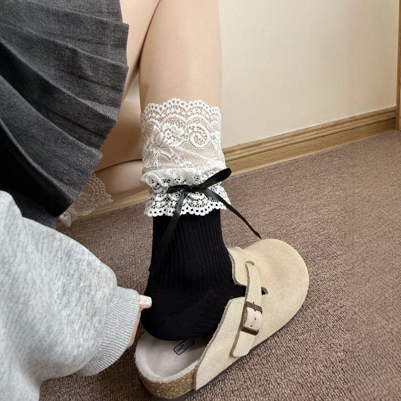 Korean And Japanese Style Lace Gentle And Sweet Stacked Socks For Women
