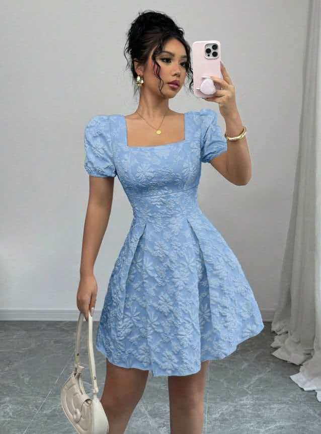 European & American Women's Elegant Slim Fit Jacquard Puff Sleeve Square Neck Summer Dress