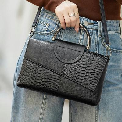 2025 Handheld Bag for Women New Large Capacity Party Clutch Crocodile Pattern Fashionable Elegant Crossbody Bag