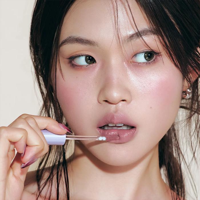 TWOSLASHFOUR Cloud Lip Chiller (11 Colors)