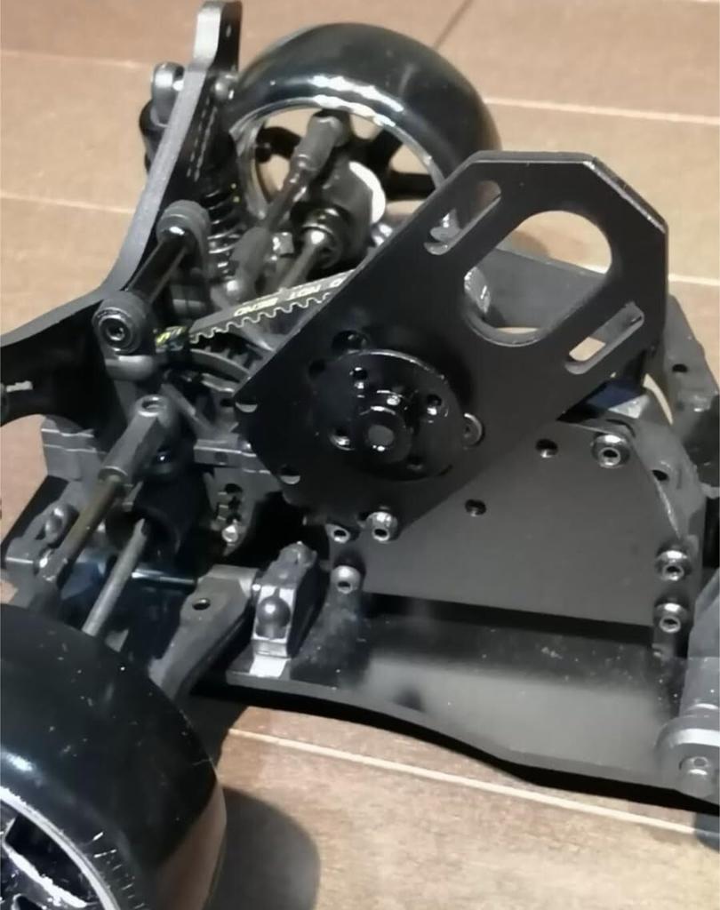 Metal Garage Japan Original Carbon Fiber SAKURA High Motor Mount for D4 (MGSD4-3B)