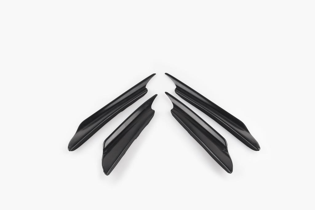 Premium Quality Universal 4pcs Car Front Bumper Lip Splitter Fins Body Spoiler Kit