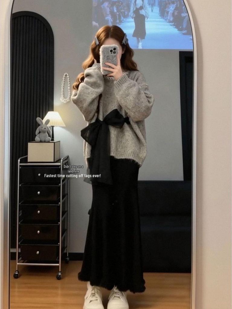 2026 Spring Grey Sweater & High-Waist Skirt Set with Tie-Up Bow Design
