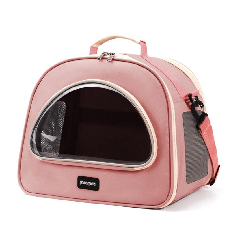 The new pet bag is breathable and convenient for travel. It is easy to fold and can be carried by hand or slung across the body