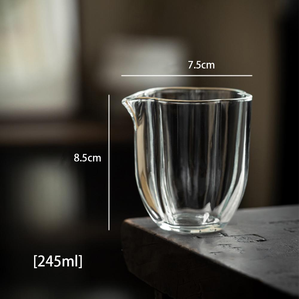 Petal Glass Fair Cup Thickened Heat Resistant Transparent Large Capacity Tea Sea Japanese Style Teacup Chahai 245ml