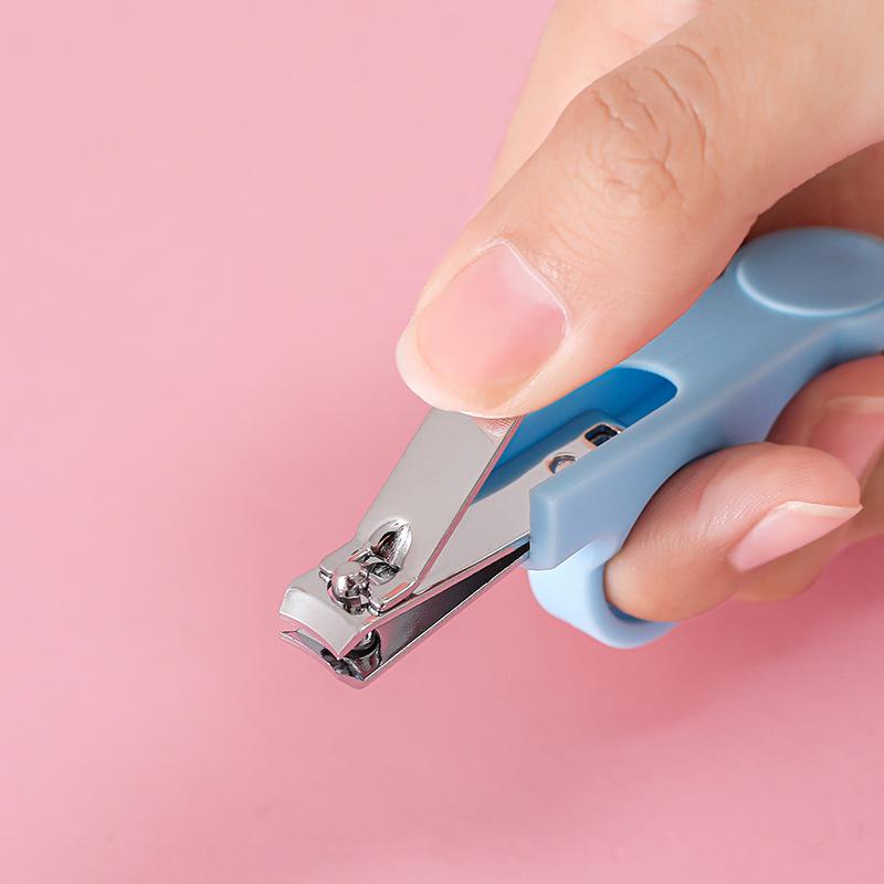 6-Piece Baby Care Set: Nail Clippers, Safety Comb, Brush & More
