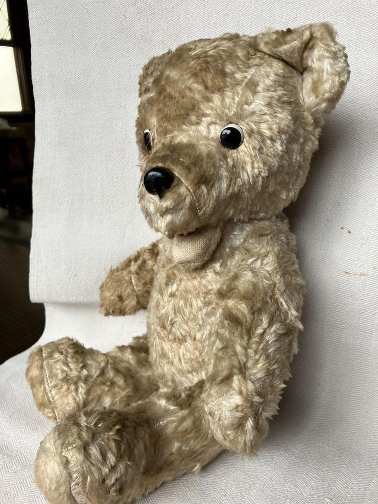 [USED] Teddy bears found at a Slovenian flea market. Slovenian antiques.