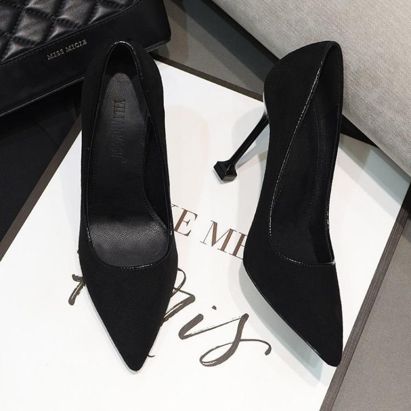 Internet Celebrity High Heels Female Pointed 2025 New Shoes Female Thin Heel Versatile Etiquette Shoes Black French Single Shoes Shallow Mouth