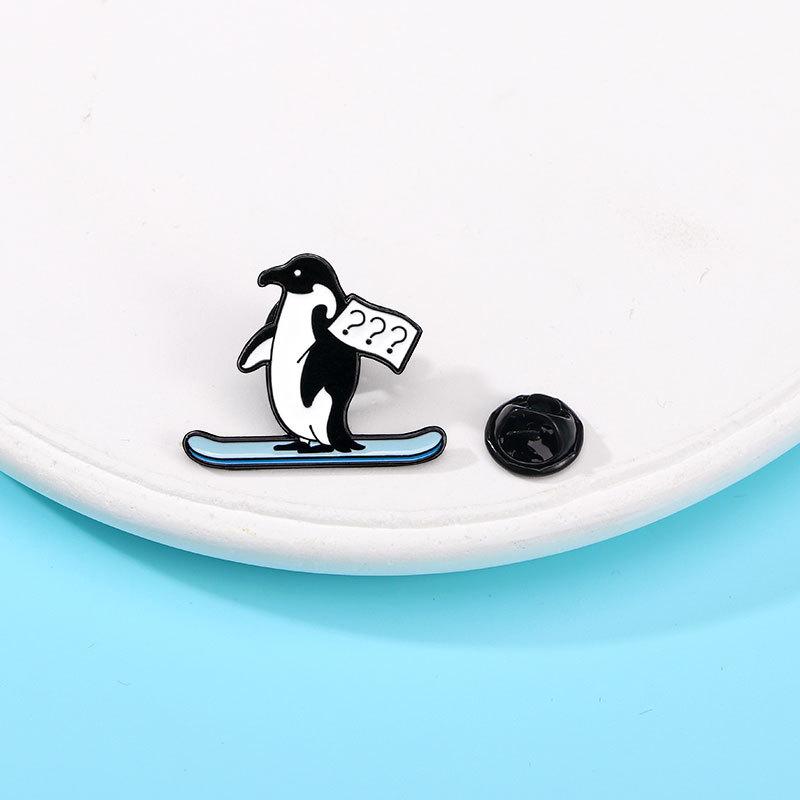 

Ski Series Brooch Cartoon Cute Little Animal Penguin Polar Bear Metal Badge Oil Drip Alloy Bag Button Pin