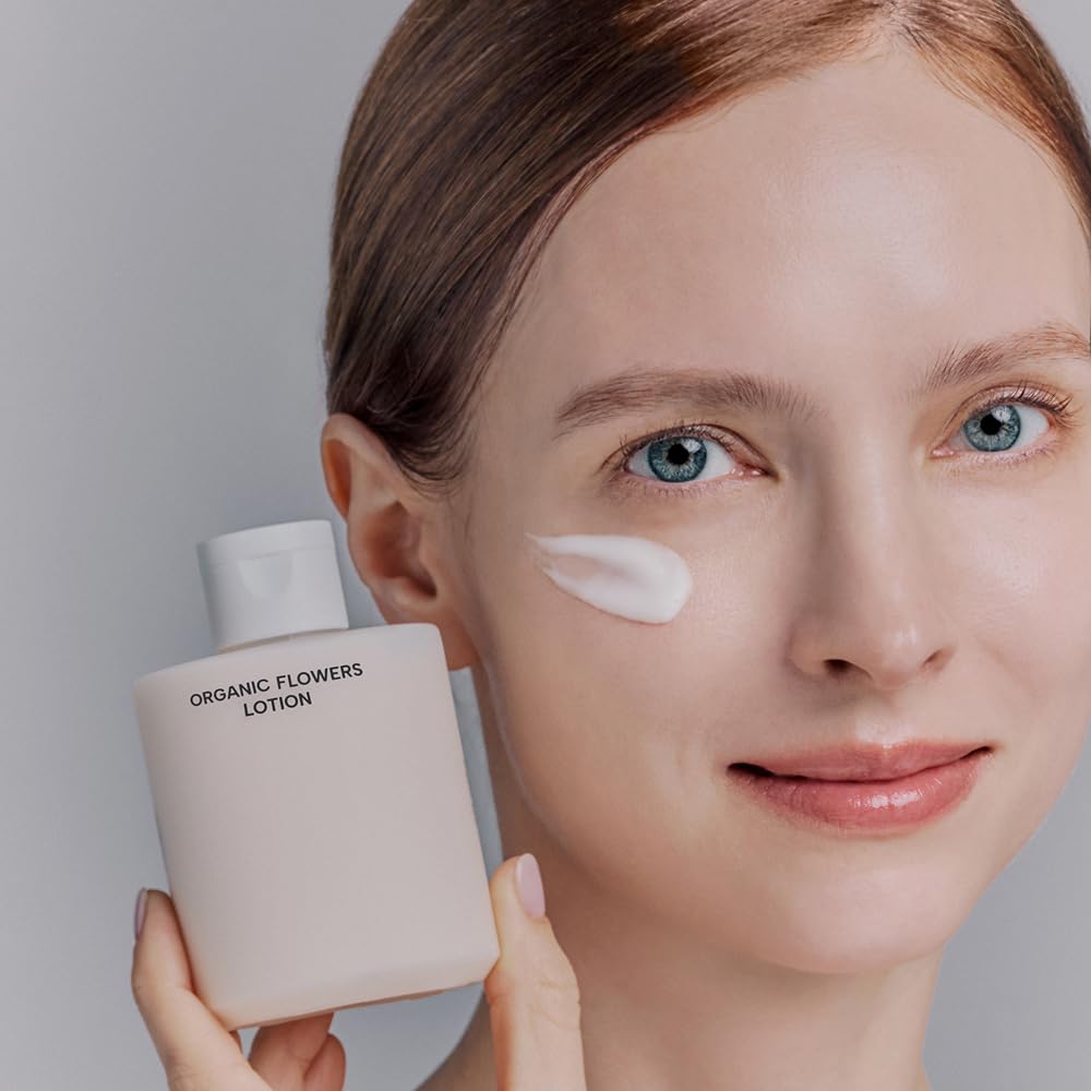 Whamisa Flower Double Rich Lotion 200ml: Highly moisturizing lotion with fermented ingredients and skin-conditioning components. Naturally derived