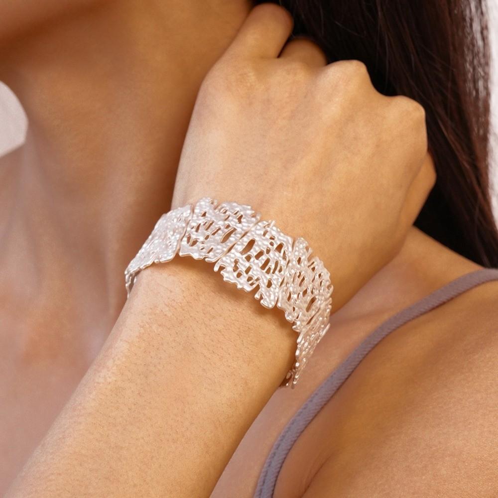 Europe American Style Metal Cuff Bangles Flower Exaggerated Bracelet Chunky Bracelet  Gift