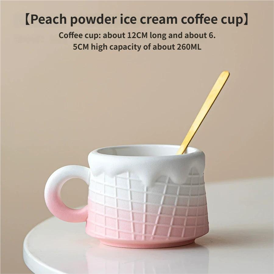 Ice cream cup with a spoon, 260ml capacity.