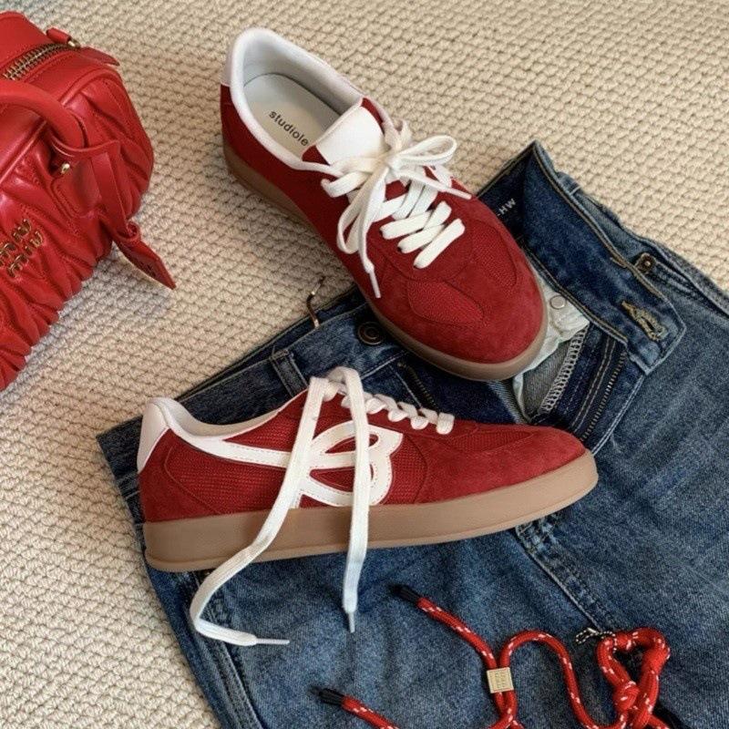 

Leather fashionable platform women s new breathable sports and leisure versatile board shoes 35 червоний