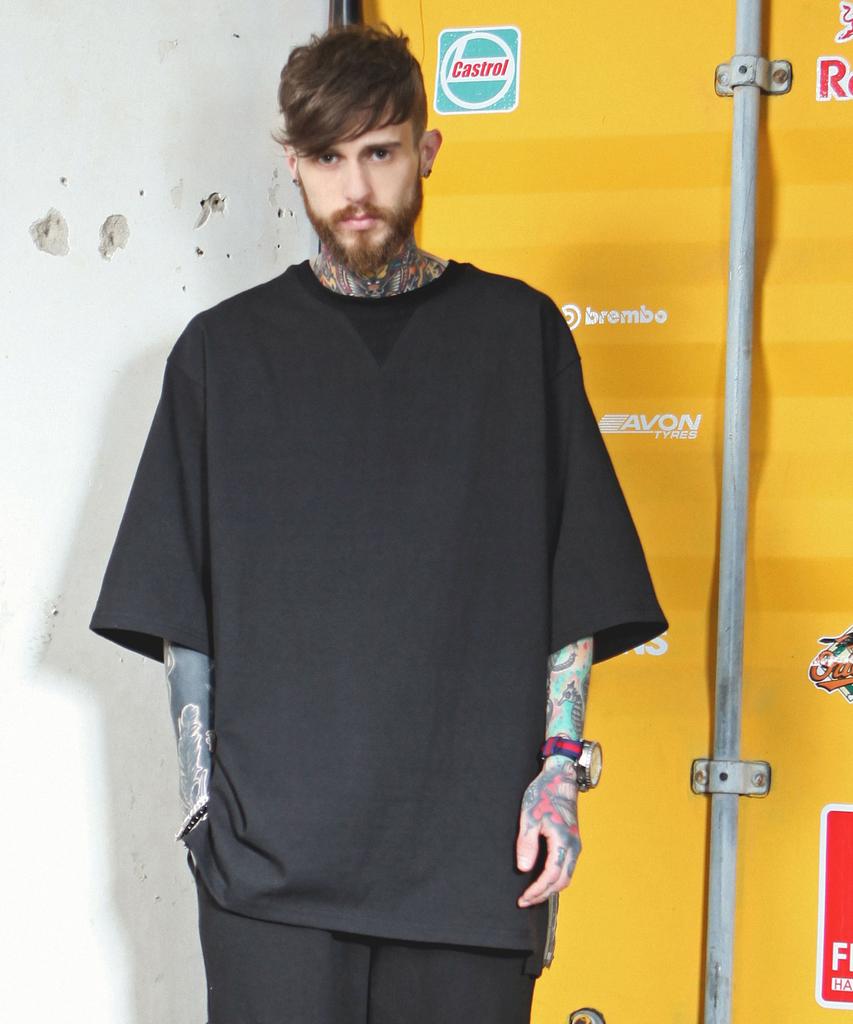 HALBKREIS LAYOUT Oversized Round Short Sleeve T-Shirt Ta-108_Bk
