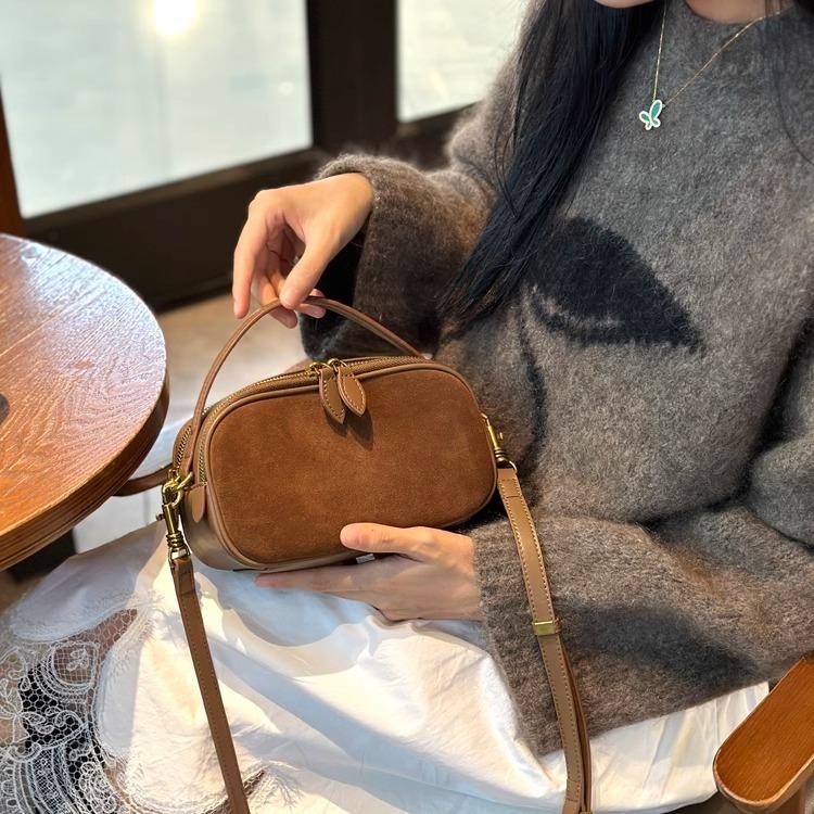 Sac à Bandoulière en Daim Cuir Véritable pour Femmes 2026 Nouveau Style Sacoche Bandoulière Sac à Main Carré Mini Souple Vintage
