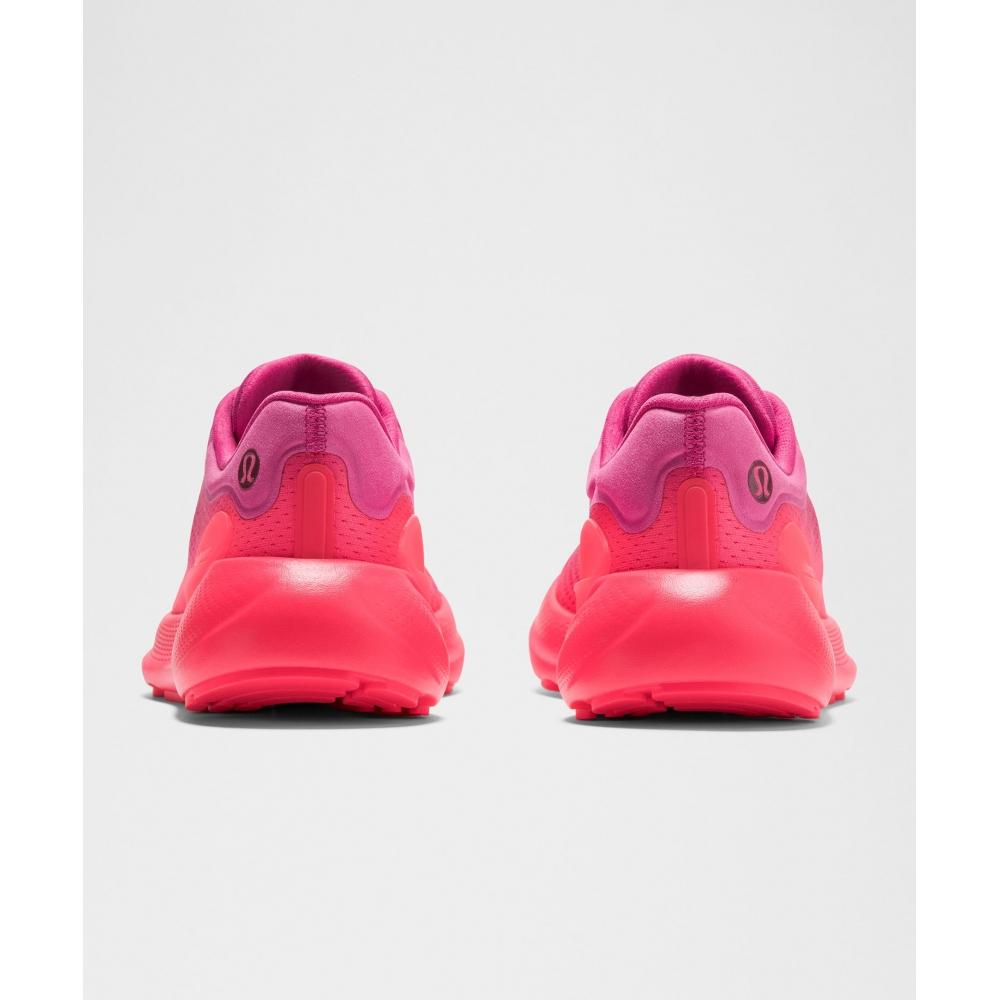 Lululemon Women S Beyondfeel Running Shoe raSpberry couliS Star burSt Bright Burgundy Bay
