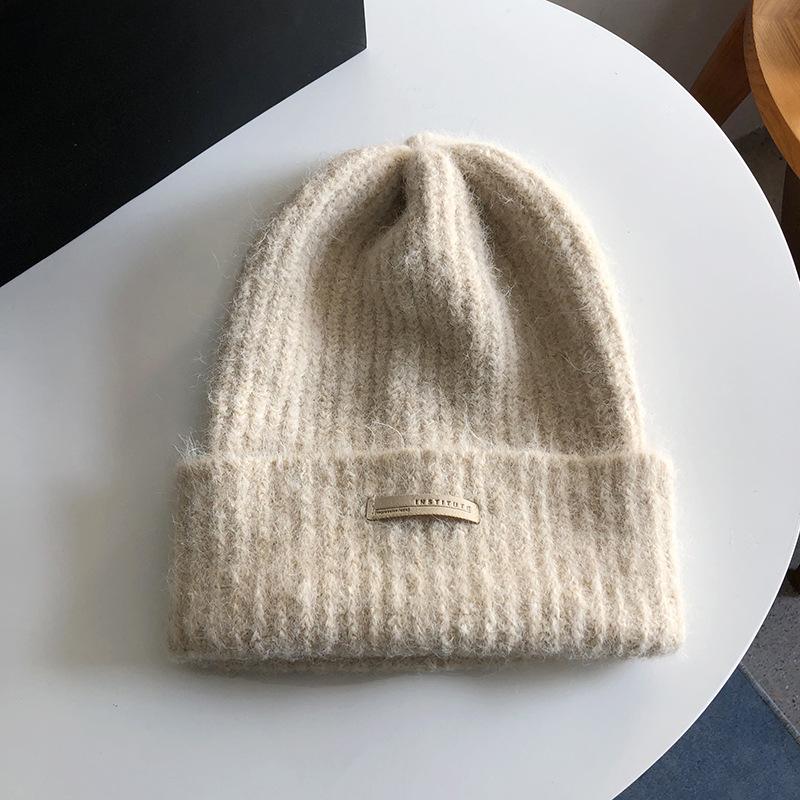 Big Head Hat with Loose Warm Wool Knitted Wool Hat Showing Face Small Ear Protection Big Brim Cold Hat Pile