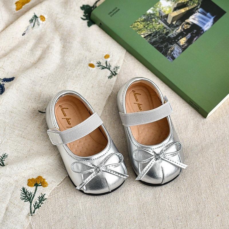 

New Style Children s Shoes - Versatile Girls Shoes - Single Shoes - Baby Walking Shoes 19 срібний
