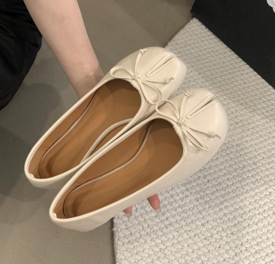 Niche high-toed pig's trotter shoes women's shoes horseshoe pig's foot shoes one pedal Doudou single shoes