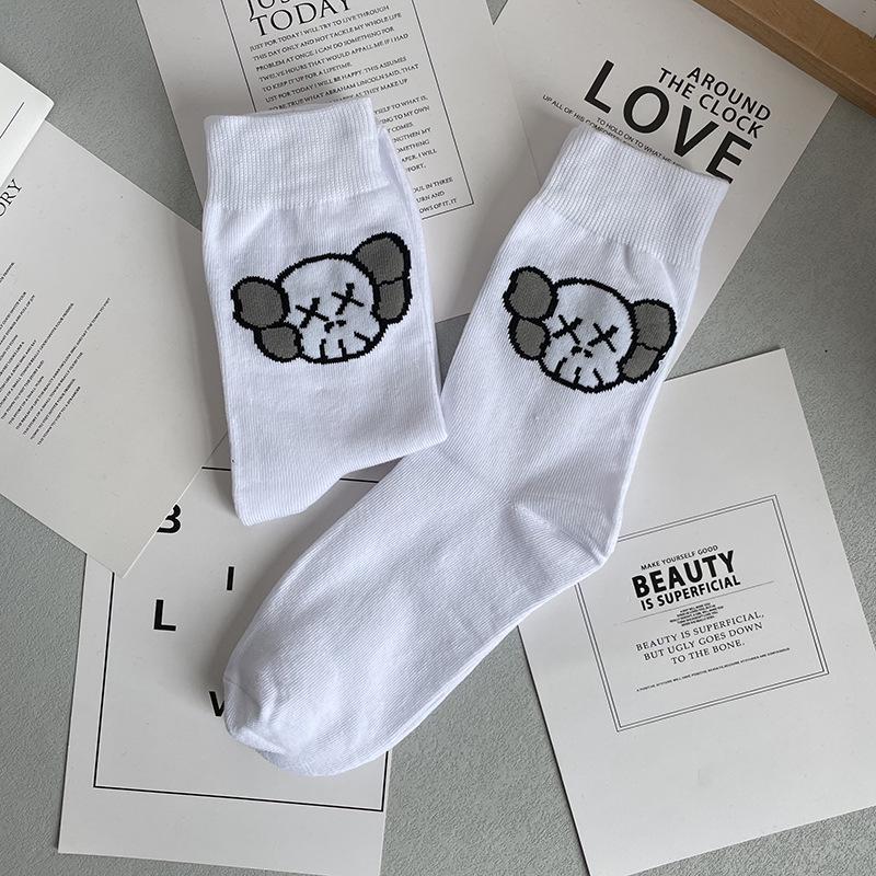Unisex Mid-Calf Cartoon Little Devil Sports Socks - Trendy High-Top for Skateboarding & Basketball