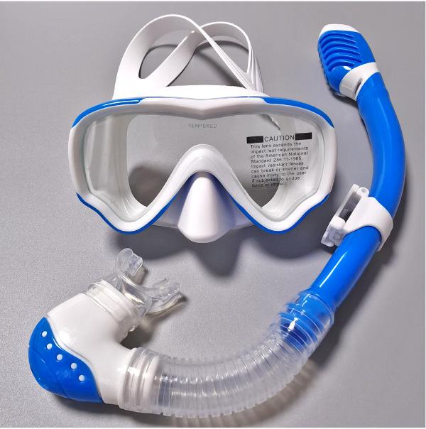 Kids  Anti-fog Snorkeling Set: Silicone Goggles & Mouthpiece with Mask