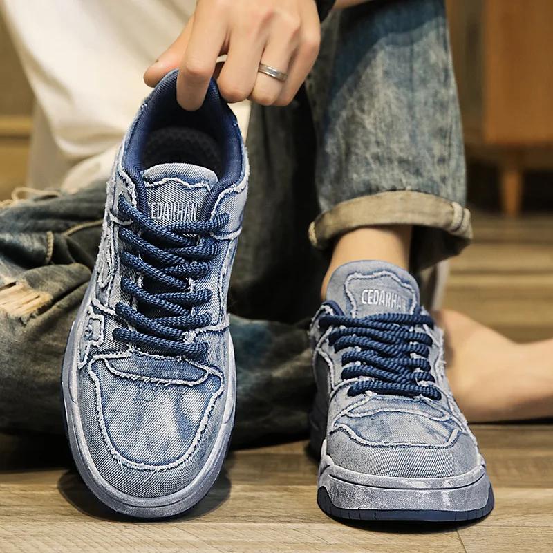 Mode 2024 Sommer Neue gewaschene Denim Paarschuhe mit weicher Sohle Lässige Dirty Board Schuhe Rutschfeste Verschleißfeste Sportschuhe für Herren
