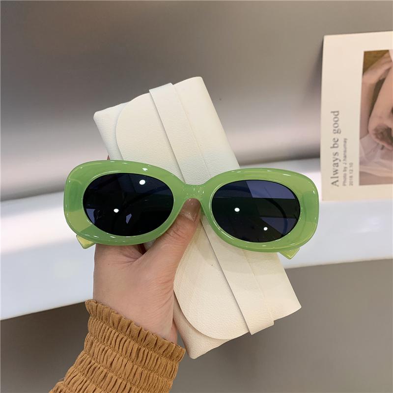 New Large Oval Frame Sunglasses UV400 Vintage Fashion for Men and Women Trendy Eyewear