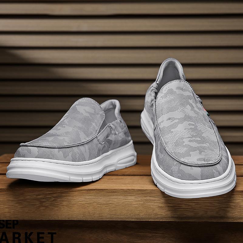 Loafers Men'S Breathable Trend Light Foot Cover Lazy One Pedal Casual Board Shoes Men'S Driving Trendy Shoes