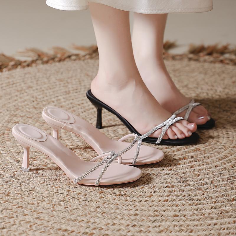 Fashion Rhinestone Slender Strap High Heels Summer New Round Toe Open Toe Non-slip Wear-resistant Stiletto Fashion Cool Mopping