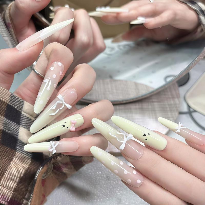 Handmade Cute High-Grade Sweet Bow French Whitening Nails for Students