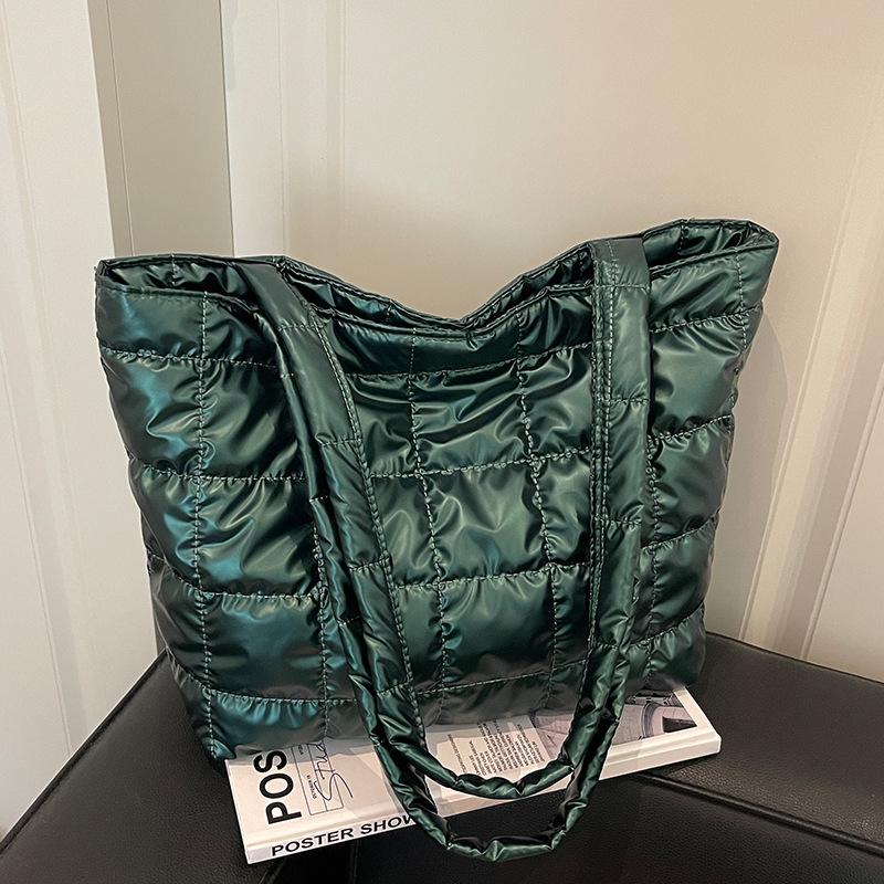 A Unique and Distinctive Tattoo Line Casual Single-shoulder Bag with A Simple and Commuting Feel, and A Crossbody Bag