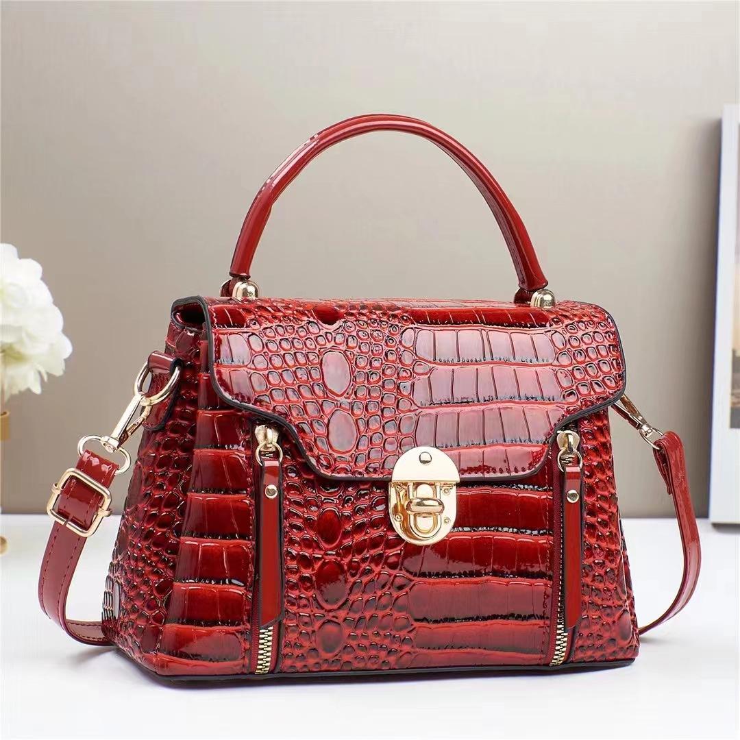 

Модная лакированная кожаная маленькая квадратная сумка, новая женская сумка через плечо, новые дизайнерские сумки, универсальные женские сумки через плечо