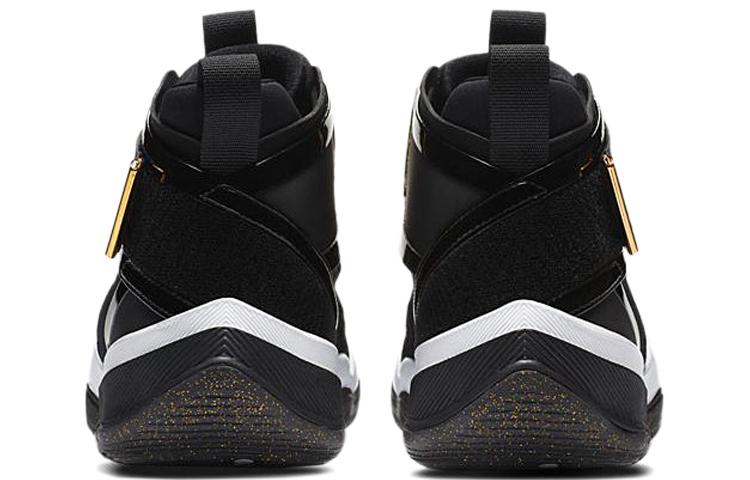 Jordan AJNT23 Negro Metálico Dorado CI5441-008