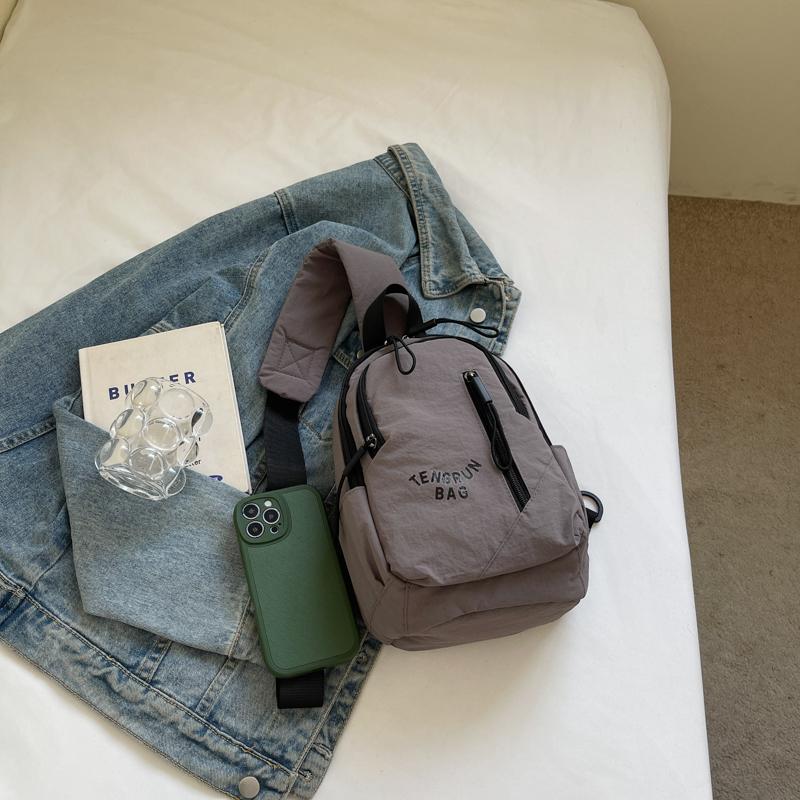 Leichte Umhängetasche mit großer Kapazität Damen-Schultertasche Student Brusttasche