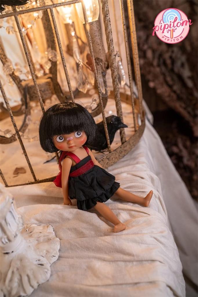 PIPITOM Bobee Sweet Town Series 09 1/8 Scale PVC & Cloth Doll