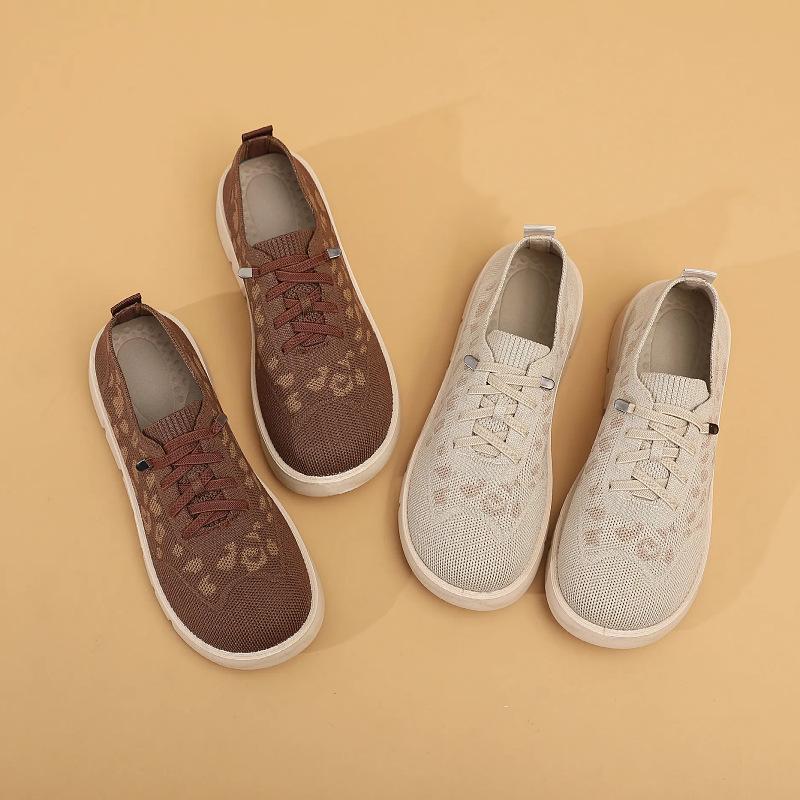 Processing and Customization of New Leopard Print Old Beijing Cloth Shoes, Women's Casual Soft Sole, Comfortable and Breathable, Versatile, Casual O