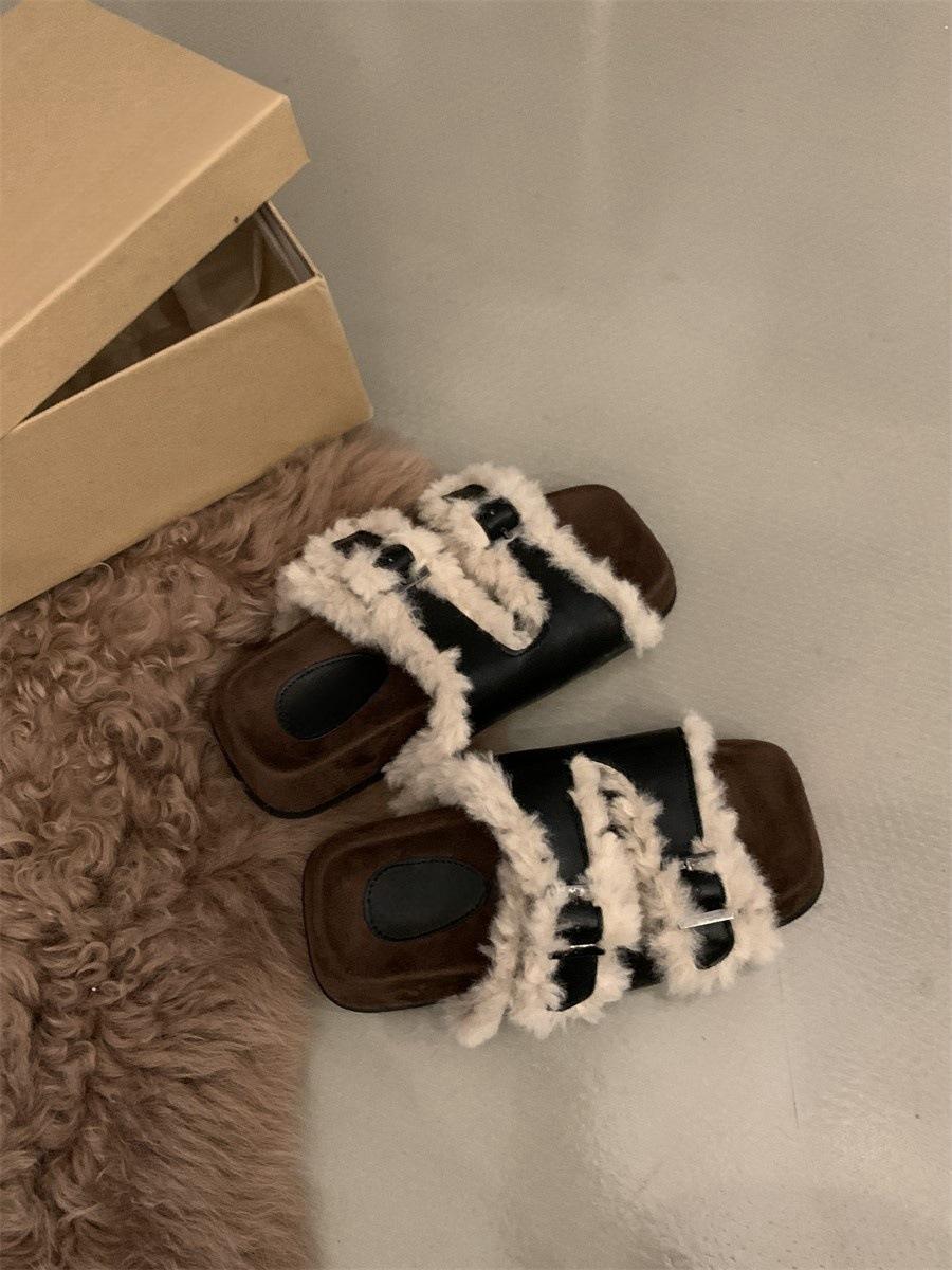 

Туфли на толстой подошве, увеличивающие высоту, женская обувь на открытом воздухе, новая пряжка для ремня в стиле ретро осенью и зимой 2025 года, хлопковые тапочки 40