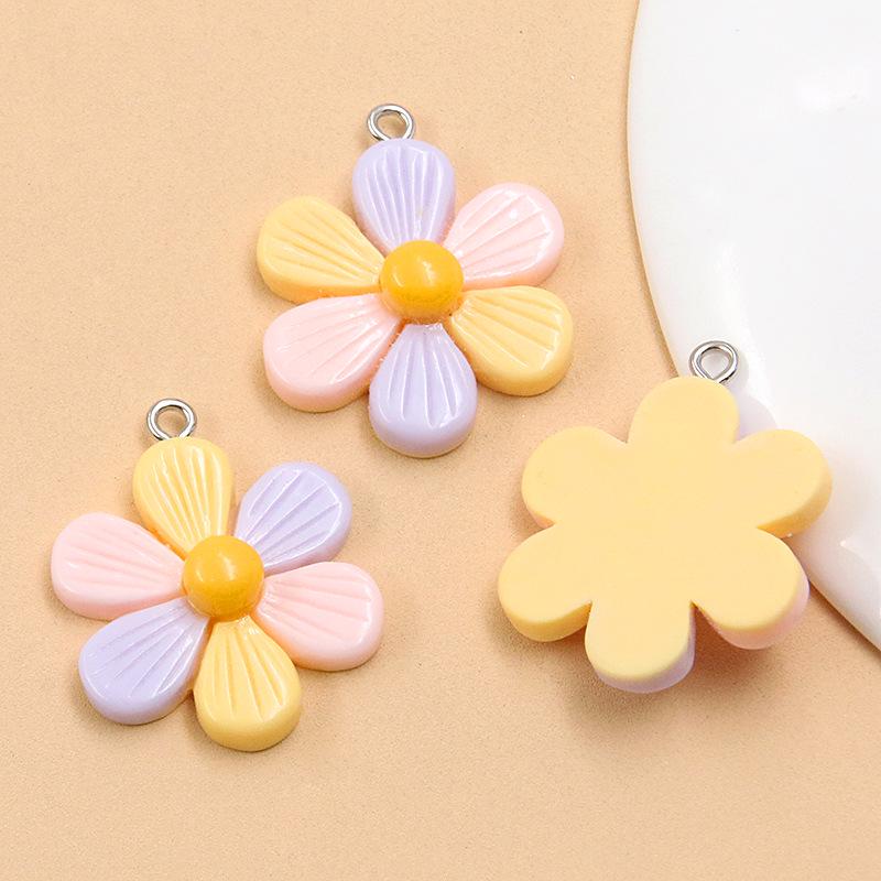 5 Color Resin Flower Charms: 24x30mm for Bags, Necklaces, Bracelets, and Phone Accessories