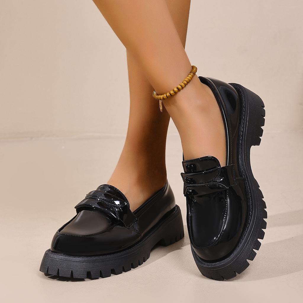 Fashion New patent leather low-top thick-soled loafers for women, British-style small leather shoes, retro one-step loafers