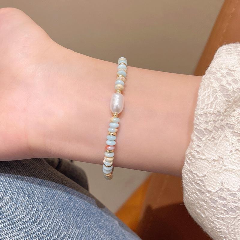 Retro Chinese Fu Style Beaded Bracelet for Women - Elegant Medieval-Inspired Jewelry for Gifts and Friends