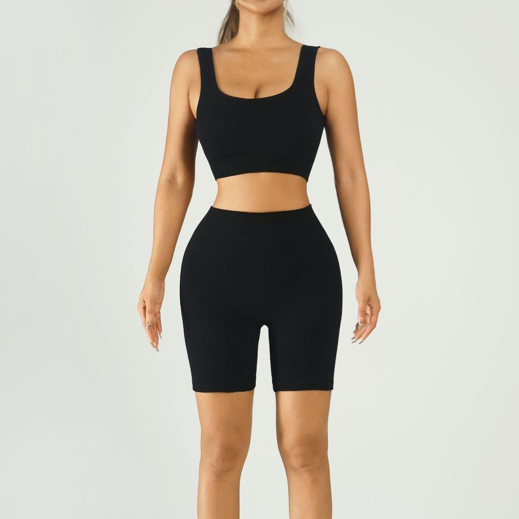 Ribbed Band Sports Bra & High-Waisted Peach Fitness Yoga Shorts Set
