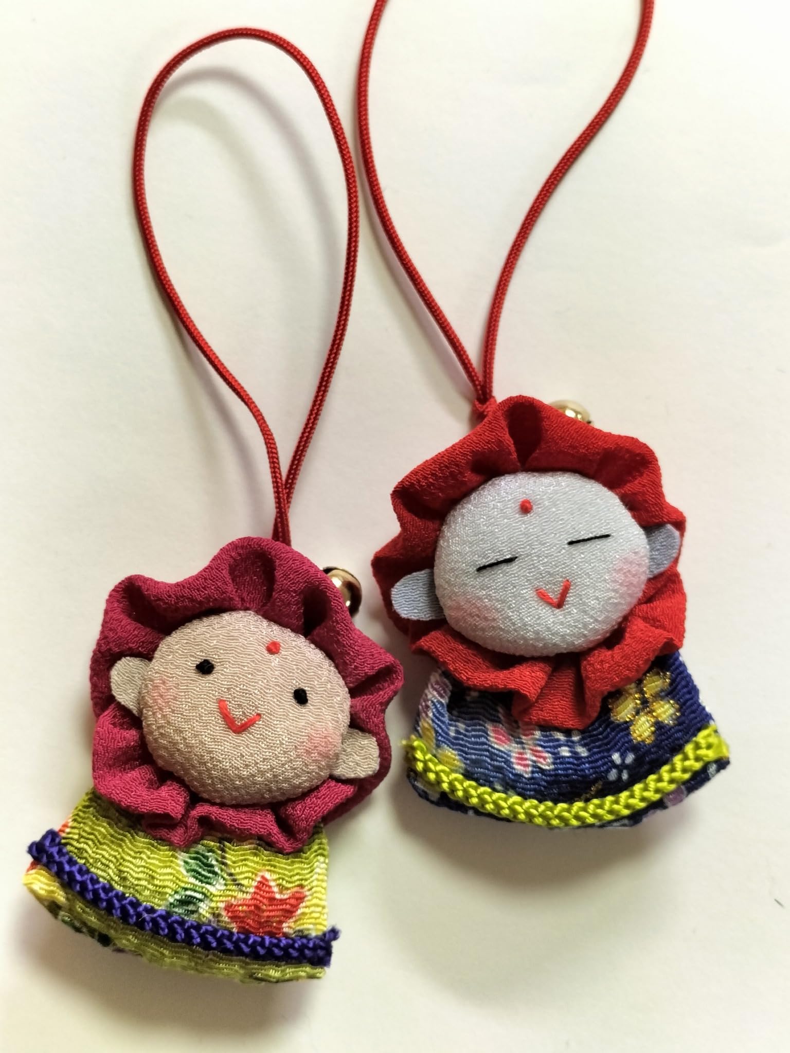 

Ремесленный оберег Дзидзо, сделанный из чиримена, улыбающийся, ручной работы, набор для рукоделия из чиримена (Креп) - Дзидзо,