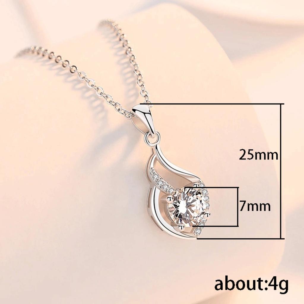 Twisted Teardrop Frame Prong Set Round Cubic Zirconia Pendant Elegant Women Clavicle Sweater Necklace