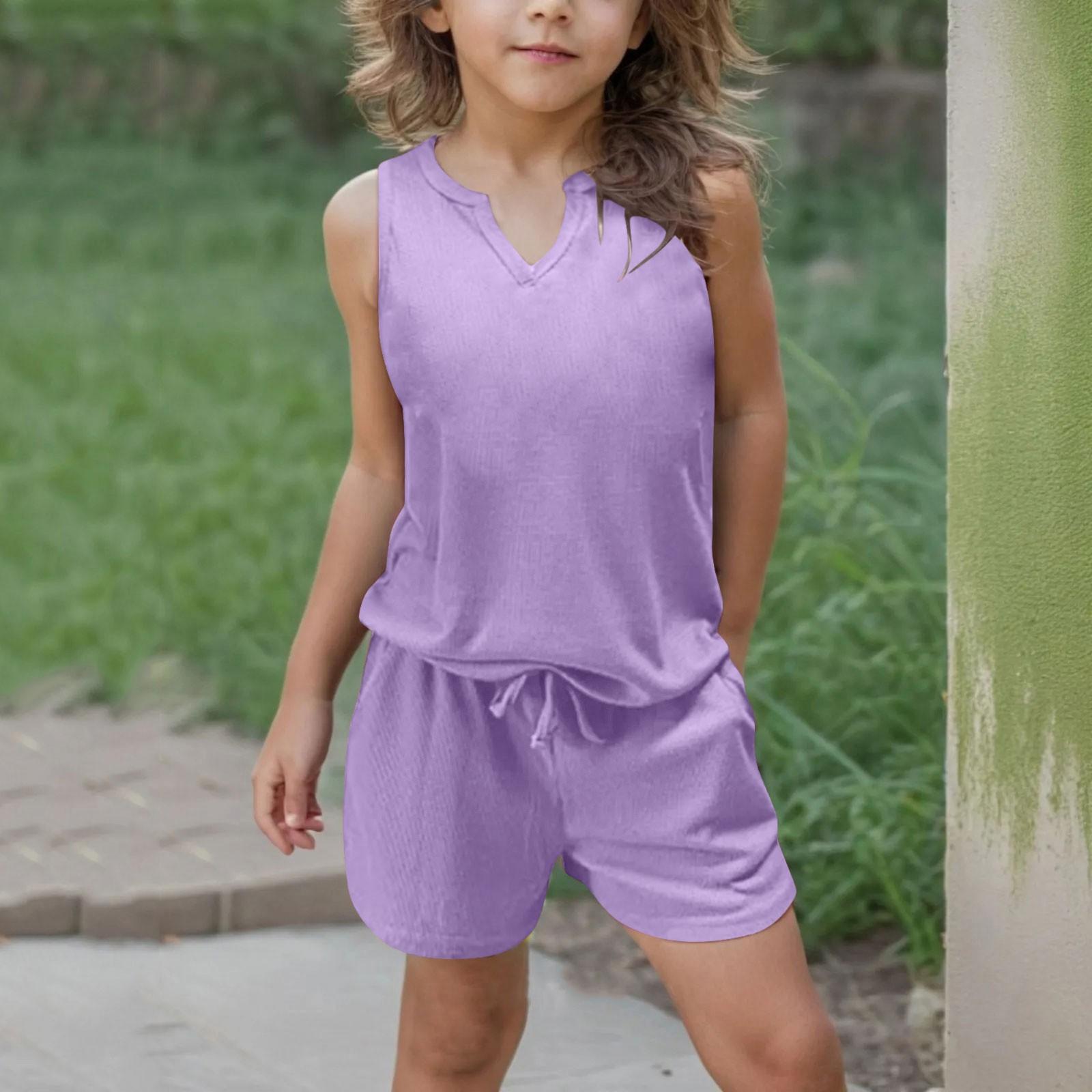 

Детский летний комплект из майки с V-образным вырезом и шорт 140 фиолетовый