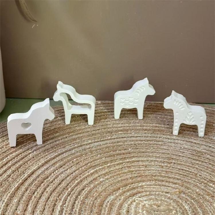 Creative Multiple Pose Dalahorse Silicone Mould For Artisanal Producing Plasters Figurines And Home Decoration