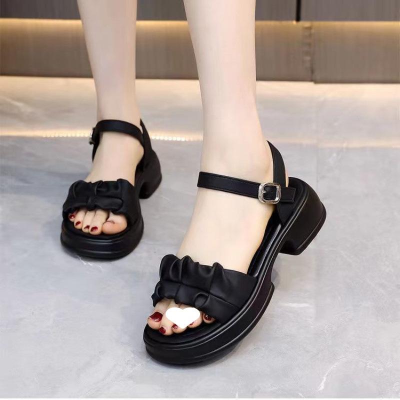 

Босоножки на платформе с небольшим увеличением высоты, женская летняя обувь 2025, новый сказочный стиль, повседневные, универсальные, на толстом каблуке, пляжная обувь 35 чёрный