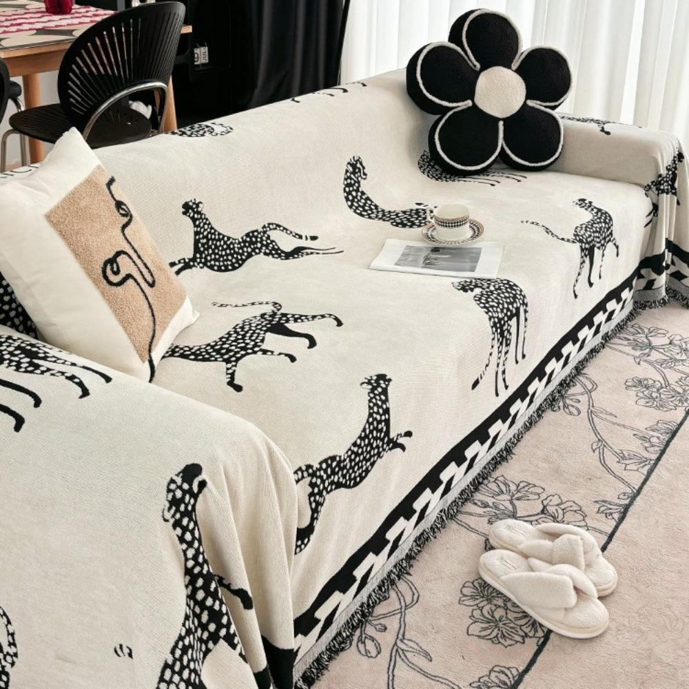 Sofa cover cloth cover French retro high-end feeling universal in all seasons, anti-cat scratch sofa towel, cream wind sofa cover