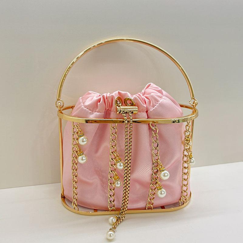 Metal Heavy Industry Handmade Beaded Pearl Suits Banquet Vegetable Basket Birdcage Bag